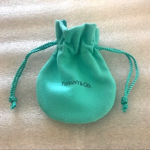 Authentic Tiffany & Co Felt jewelry pouch -empty🎁